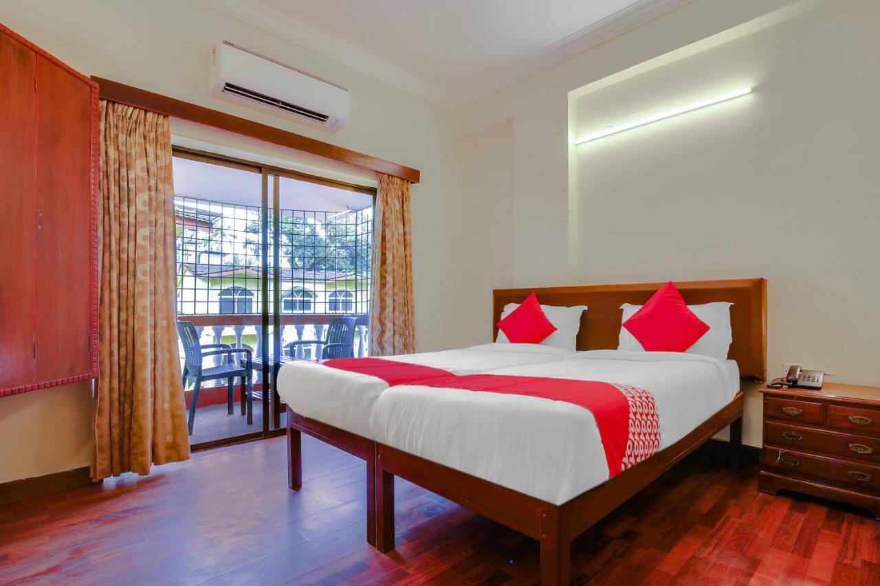 Collection O 45765 Xavier Beach Resort 坎多林 外观 照片